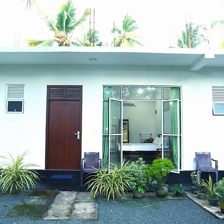 Sandy Palms Guesthouse Hikkaduwa Zewnętrze zdjęcie